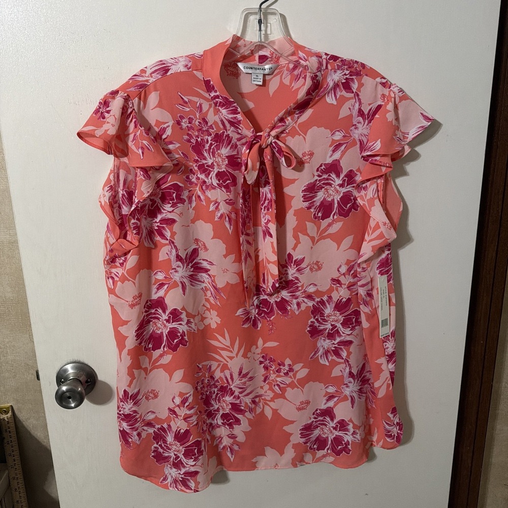 COUNTERPARTS Size XL Women's NWT Floral Top Blouse